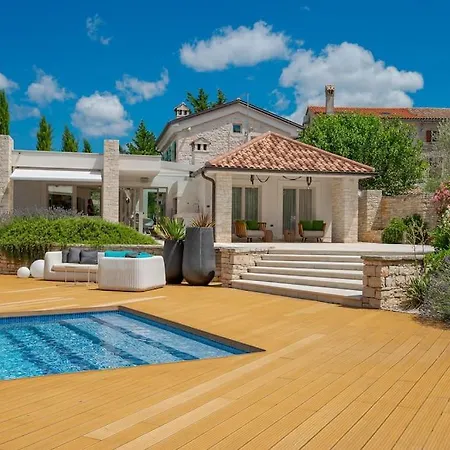 Botanica Villa *